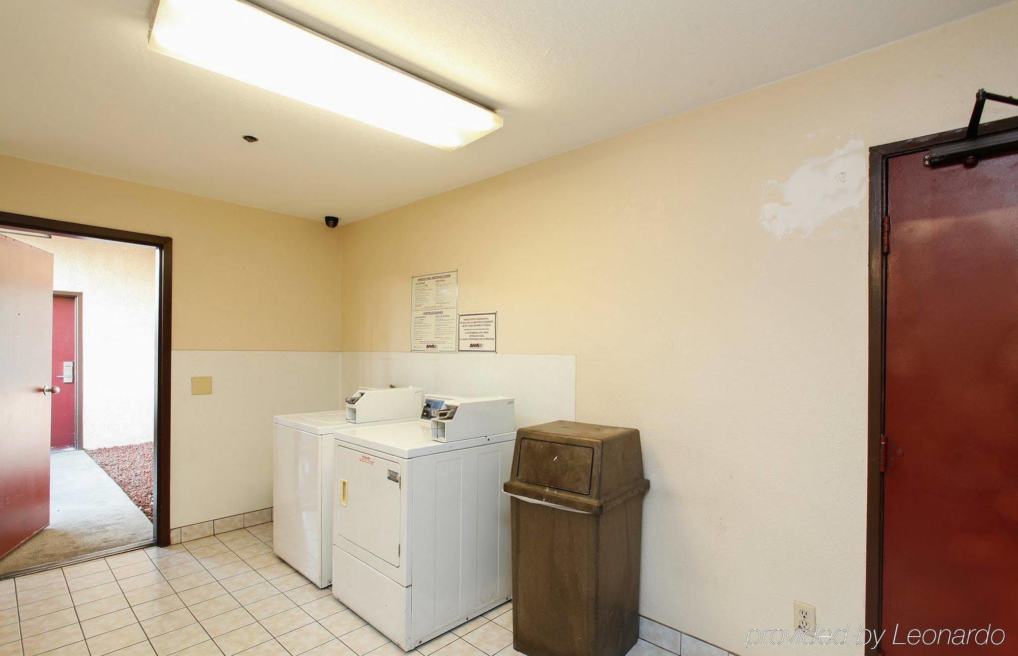 Ontario Airport Executive Inn Екстериор снимка
